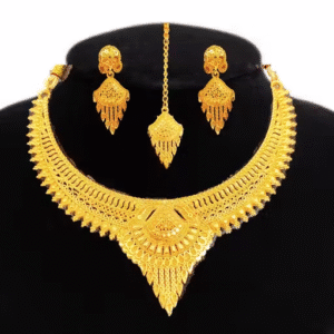 Golden Necklace With Earrings And Manteca Jewellery Set